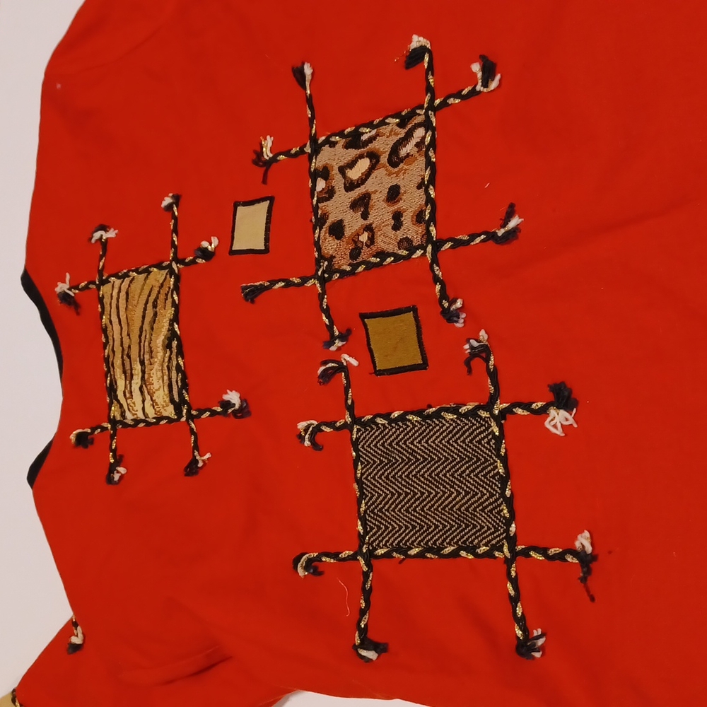 Allure red long sleeve jacket size medium  w/ patches of animal print squares - Picture 8 of 10